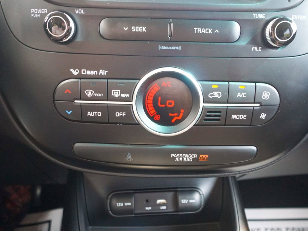 Used 2017 Kia Soul + w/ Designer's Package image 20