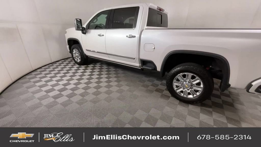 Certified 2024 Chevrolet Silverado 2500 High Country w/ Technology Package image 7