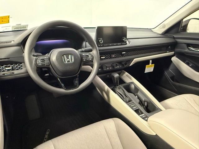 Used 2025 Honda Accord SE image 39