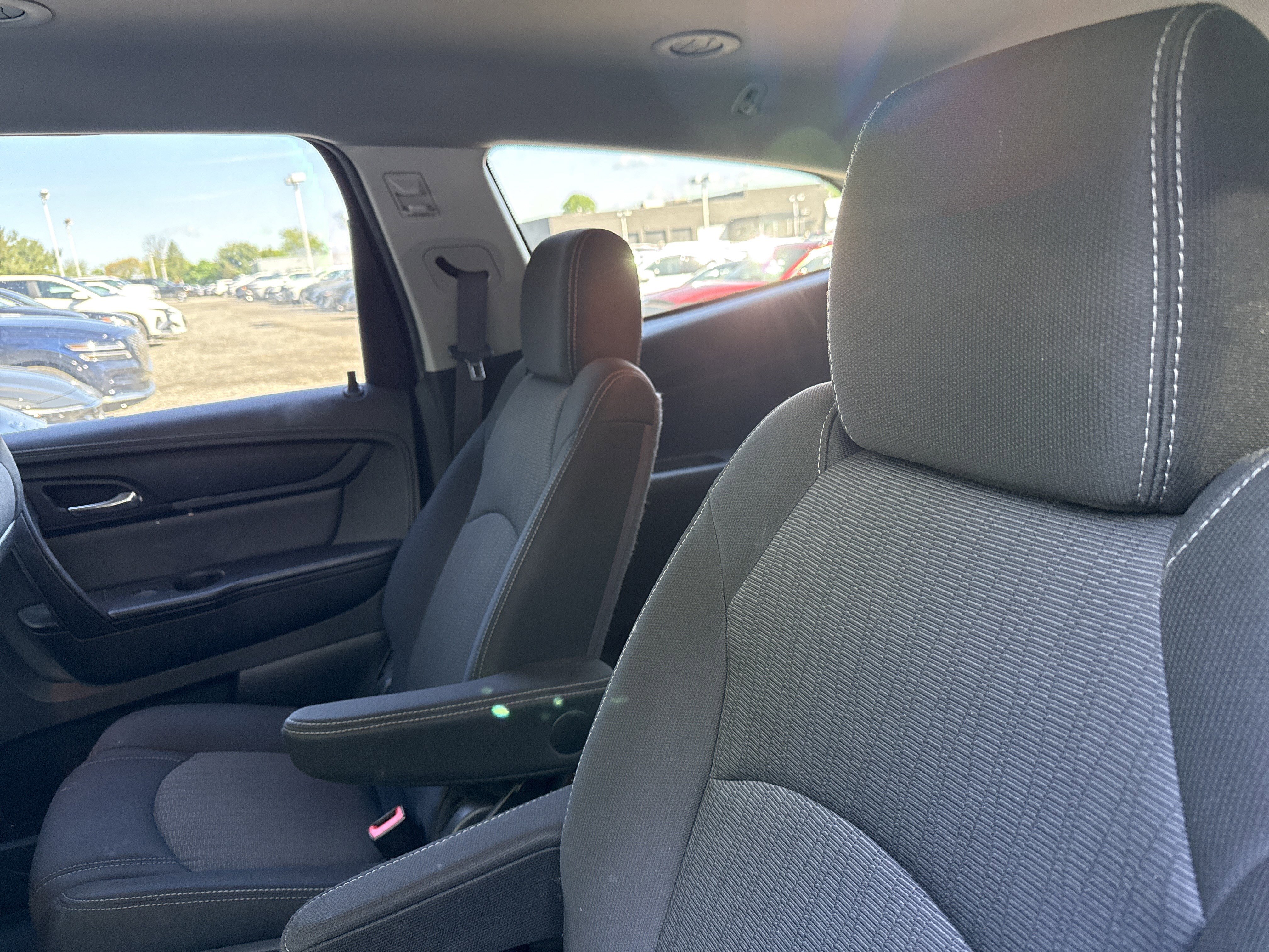 Used 2015 Chevrolet Traverse LT AWD/4WD image 9