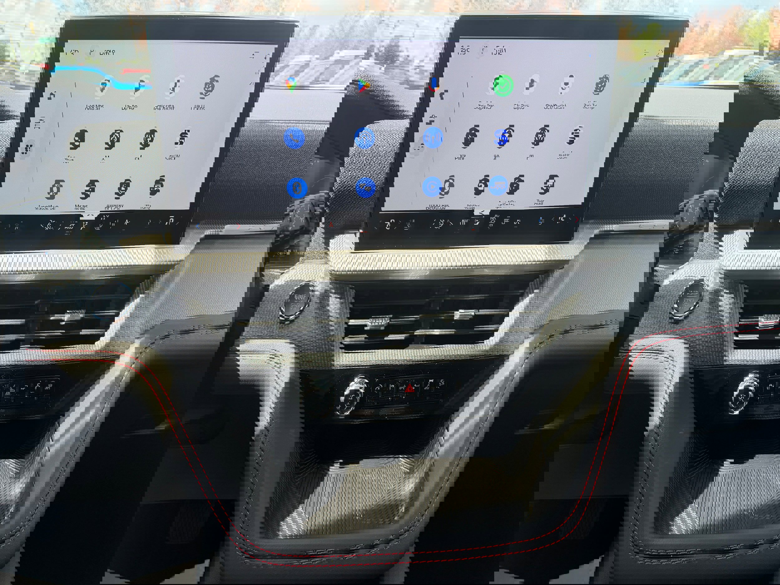 New 2026 Ford Explorer ST-Line w/ ST-Line Street Pack image 21