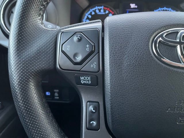 Used 2022 Toyota Tacoma TRD Sport w/ Technology Package image 14
