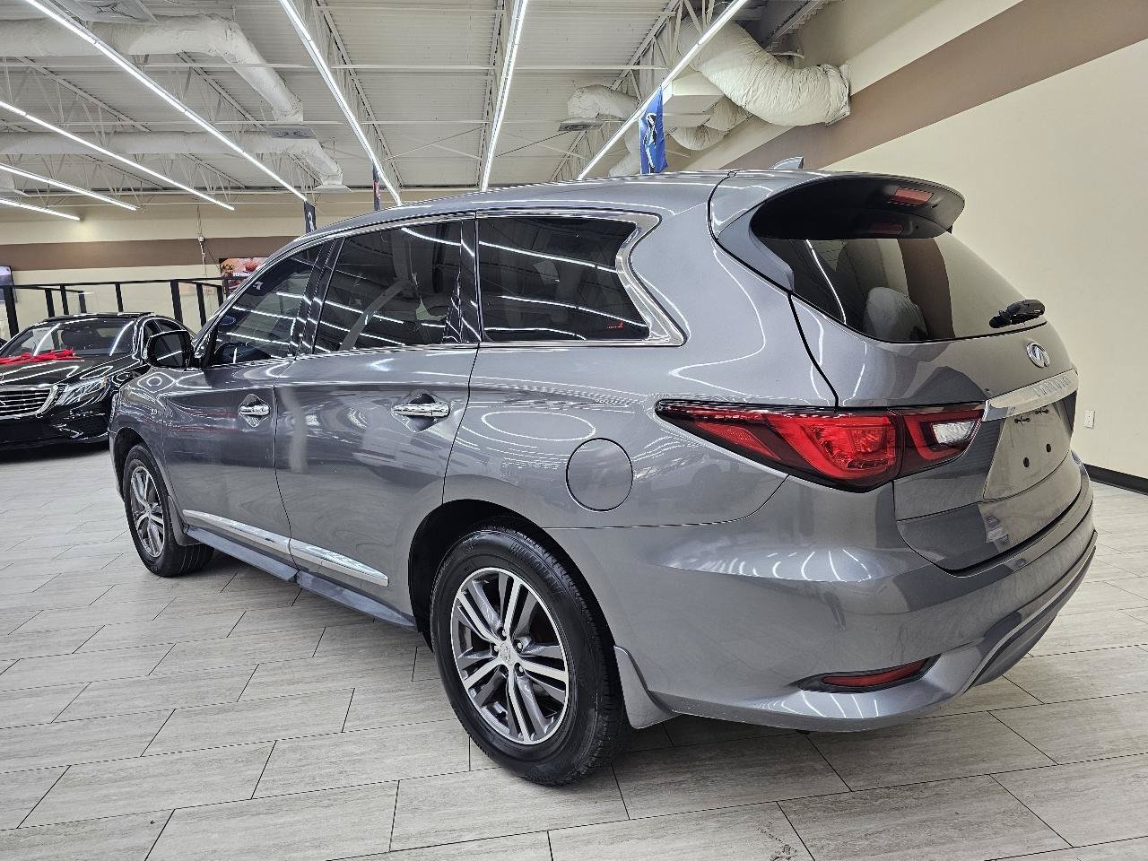 Used 2020 INFINITI QX60 Pure FWD image 8