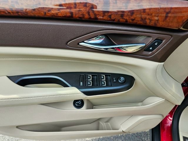 Used 2016 Cadillac SRX Luxury w/ Driver Awareness Package image 21