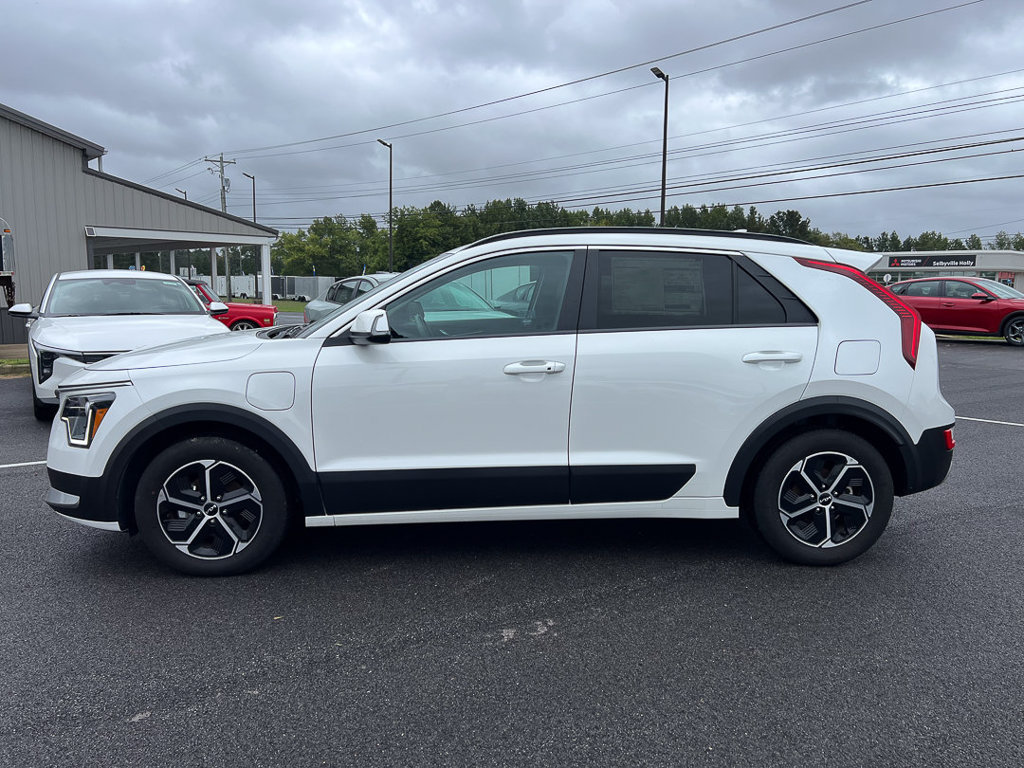 Certified 2024 Kia Niro EX w/ EX Cold Weather Package FWD image 3