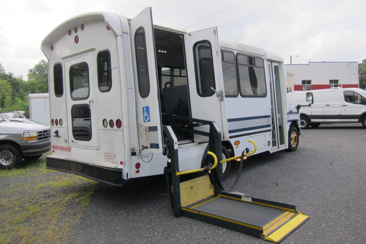 Used 2014 Ford E-450 and Econoline 450 Super Duty w/ Shuttle Bus Prep Package