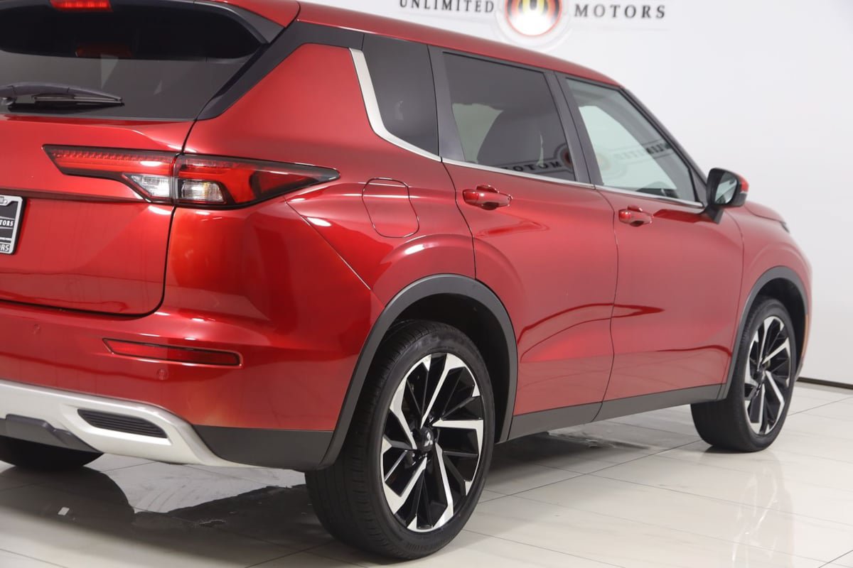 Used 2024 Mitsubishi Outlander Ralliart AWD/4WD image 43