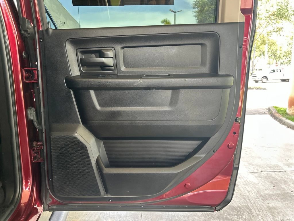 Used 2017 RAM 2500 Tradesman w/ Chrome Appearance Group AWD/4WD image 31
