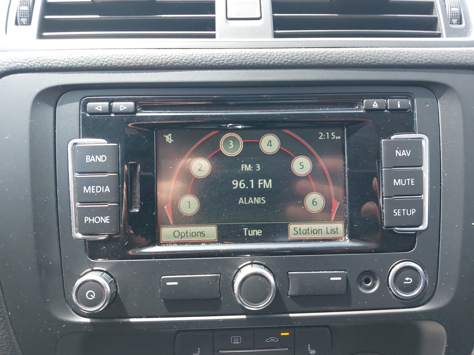Used 2014 Volkswagen Jetta SEL FWD image 21