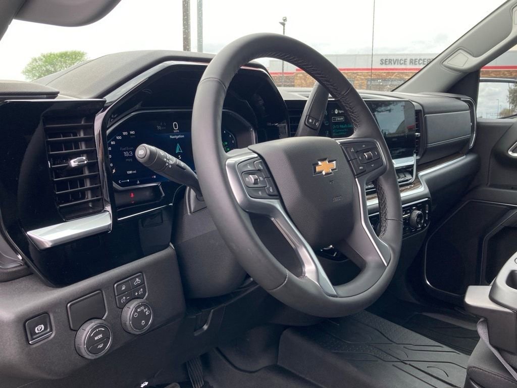 Used 2026 Chevrolet Silverado 1500 LT w/ Texas Edition Plus image 9