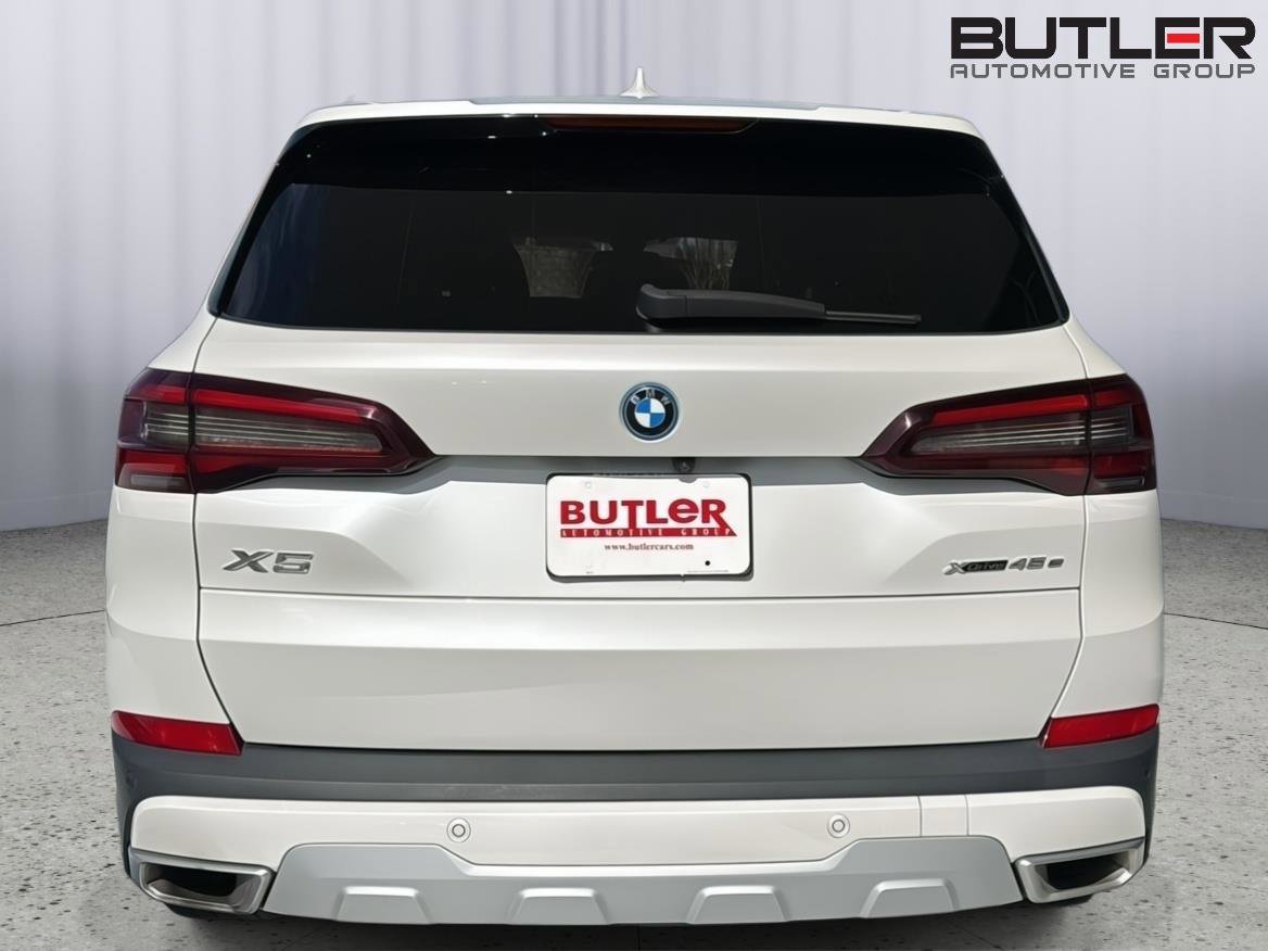 Certified 2023 BMW X5 xDrive45e w/ Parking Assistance Package image 4