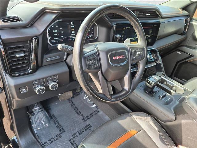 Used 2024 GMC Sierra 1500 AT4 w/ Technology Package AWD/4WD image 9