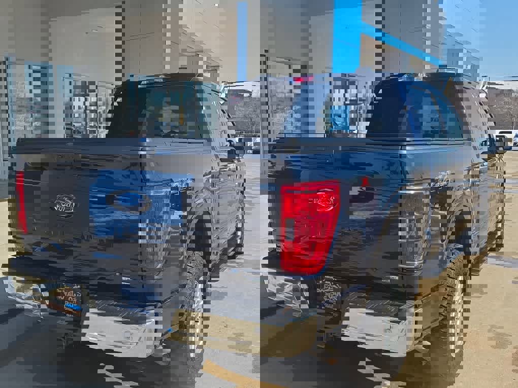 Used 2022 Ford F150 XLT w/ Equipment Group 301A Mid image 8