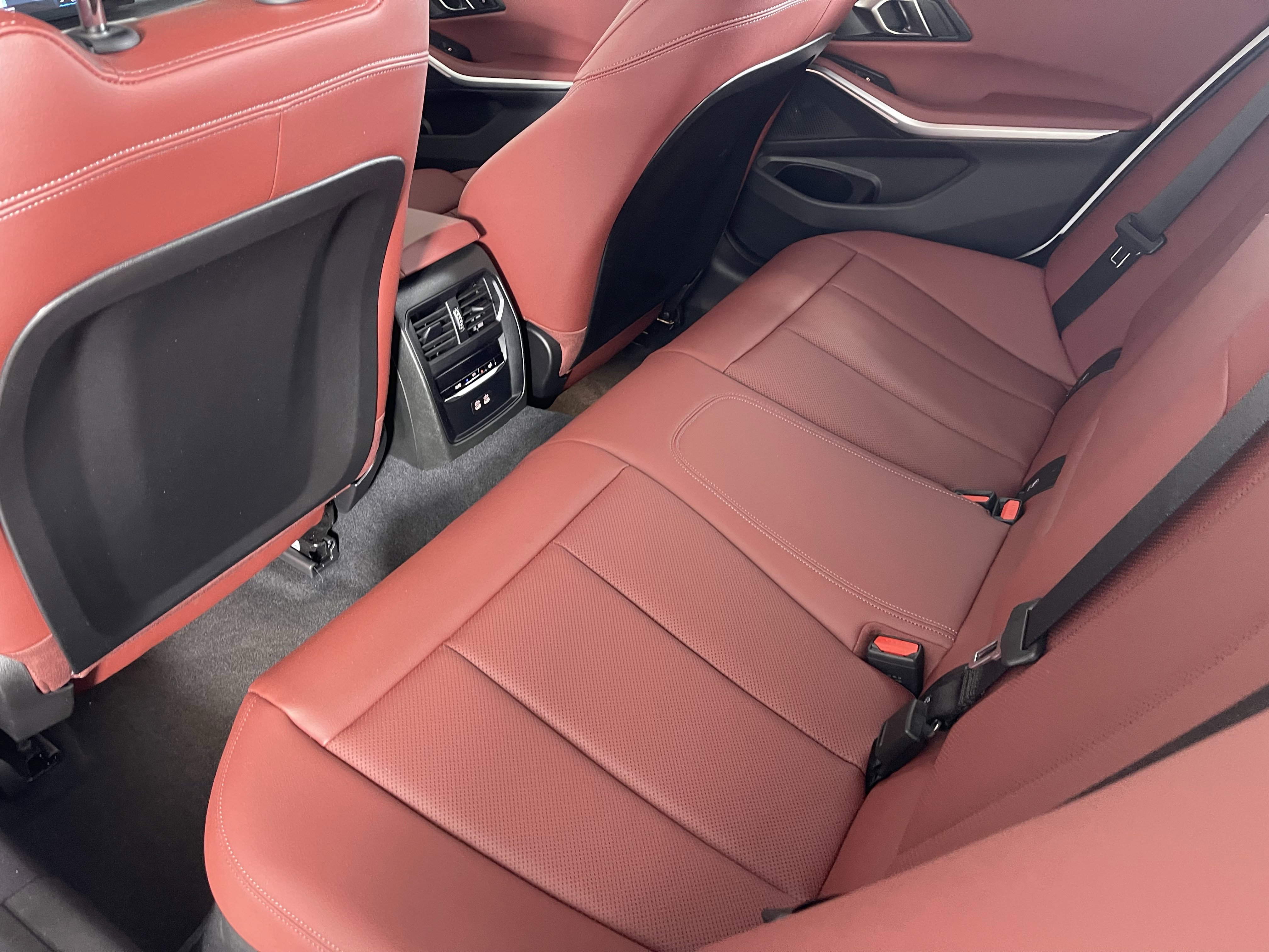 Certified 2024 BMW 330i xDrive 330i xDrive w/ Premium Package image 16