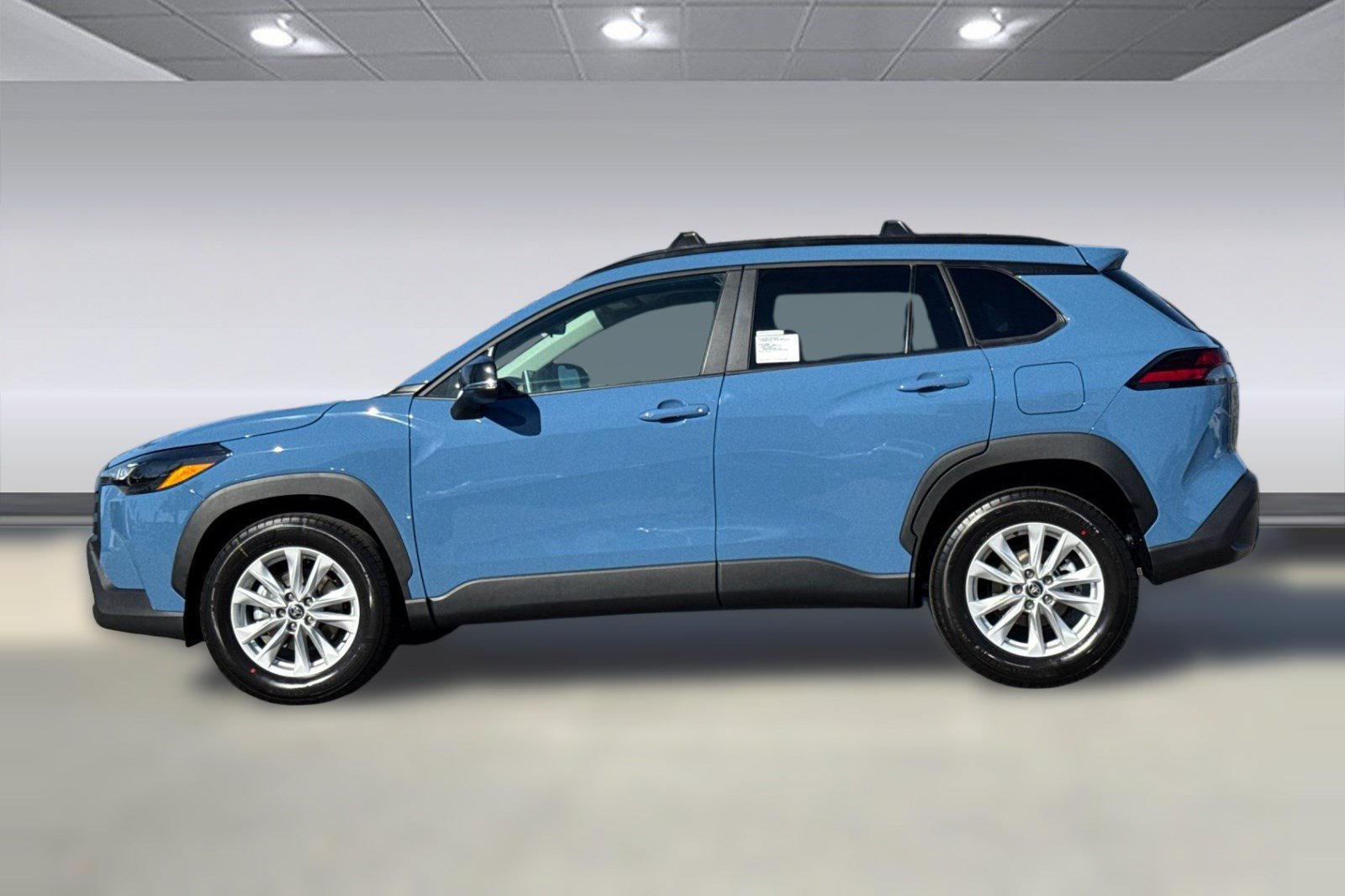 New 2026 Toyota Corolla Cross LE FWD image 2