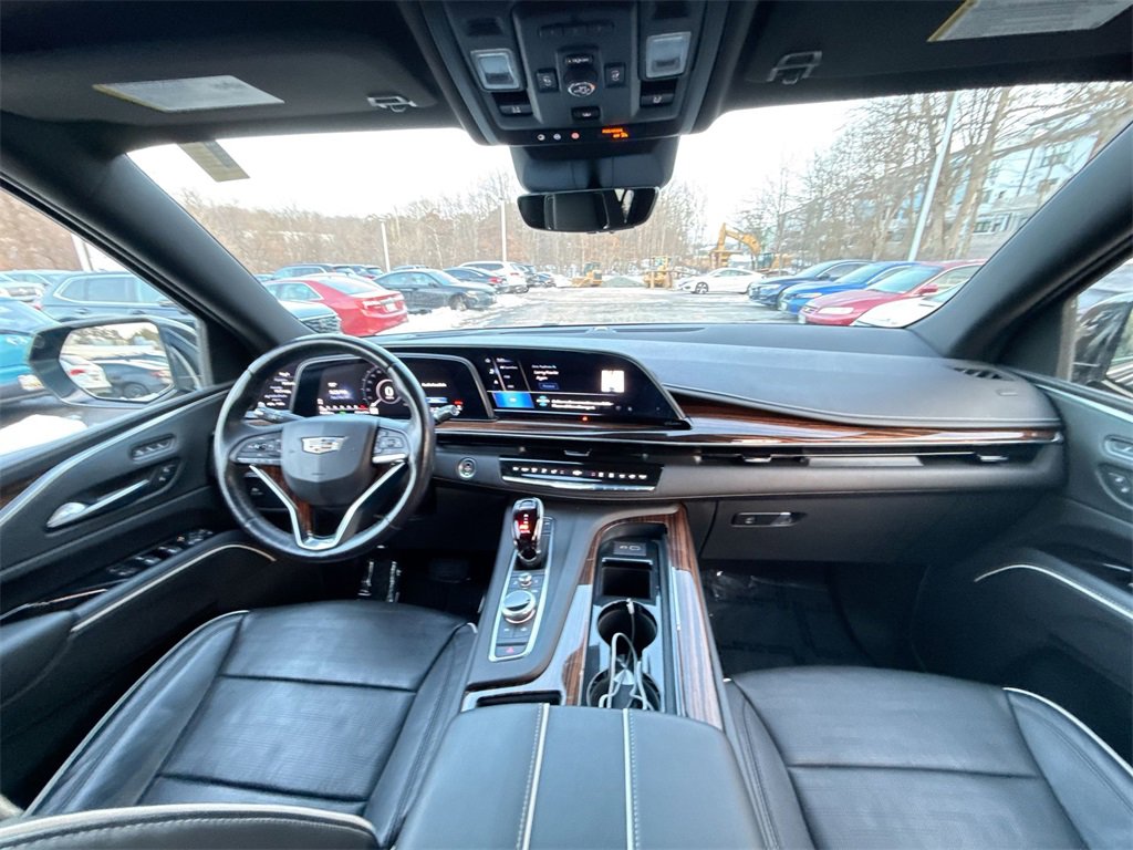 Used 2022 Cadillac Escalade ESV Premium Luxury image 22