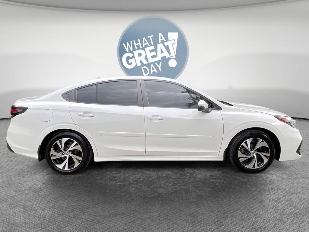 Used 2023 Subaru Legacy Premium AWD/4WD image 2