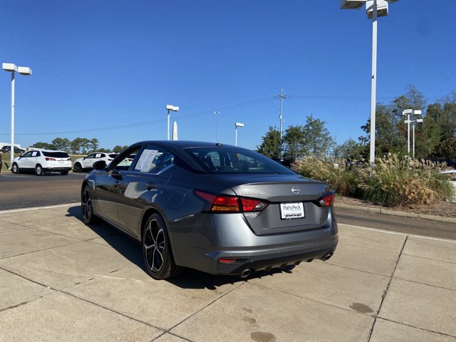 Used 2025 Nissan Altima 2.5 SR FWD image 5