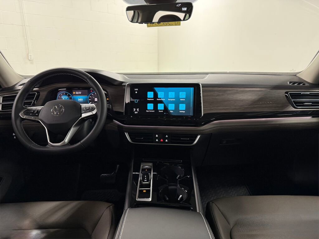 New 2026 Volkswagen Atlas SEL image 10