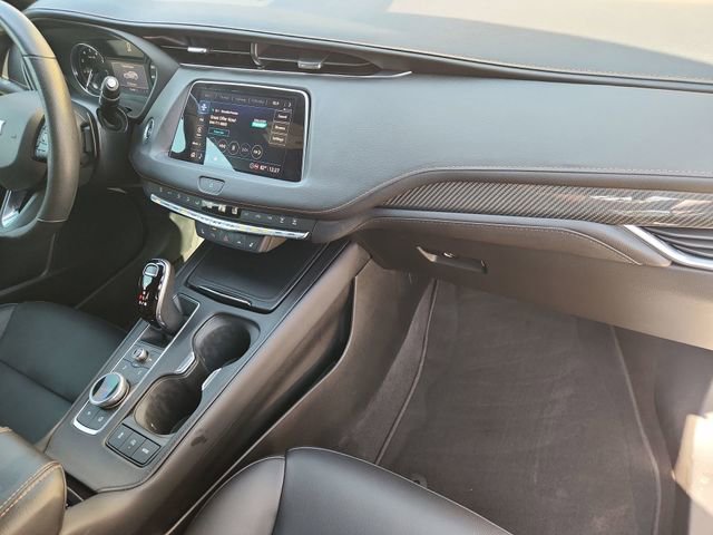 Used 2023 Cadillac XT4 Sport w/ Cold Weather Package image 28