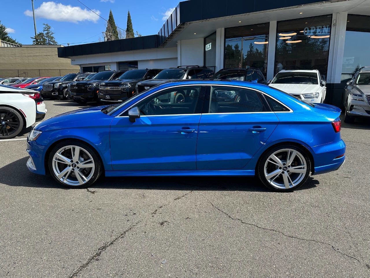 Used 2018 Audi RS 3 AWD/4WD image 2