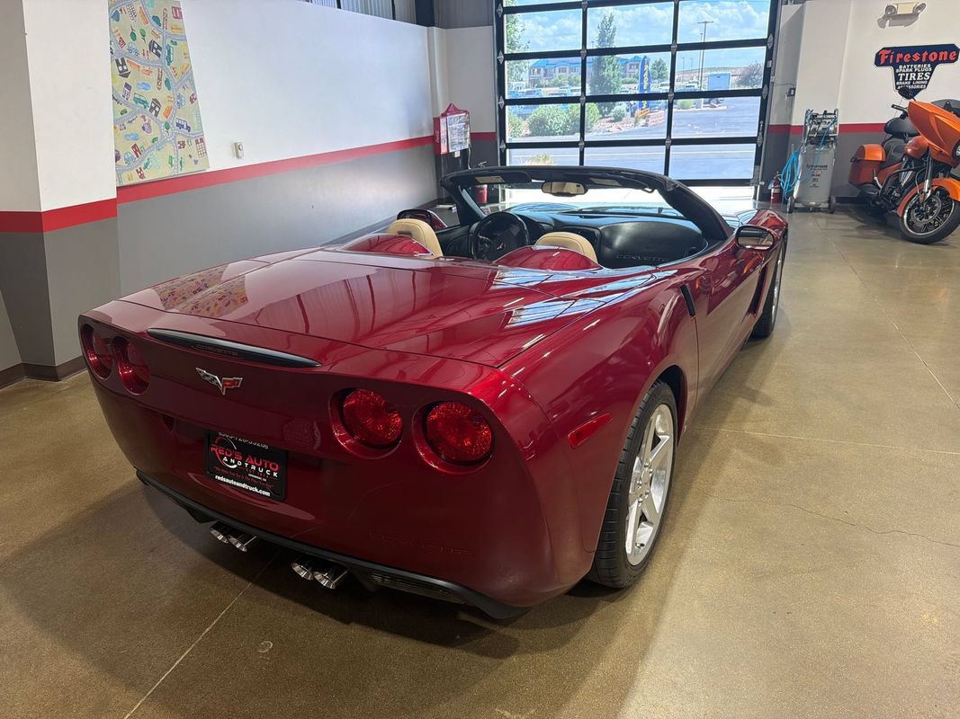 Used 2006 Chevrolet Corvette Convertible w/ Preferred Equipment Group RWD image 54
