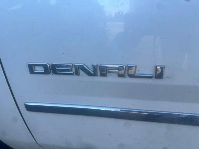 Used 2020 GMC Yukon Denali w/ Open Road Package AWD/4WD image 9