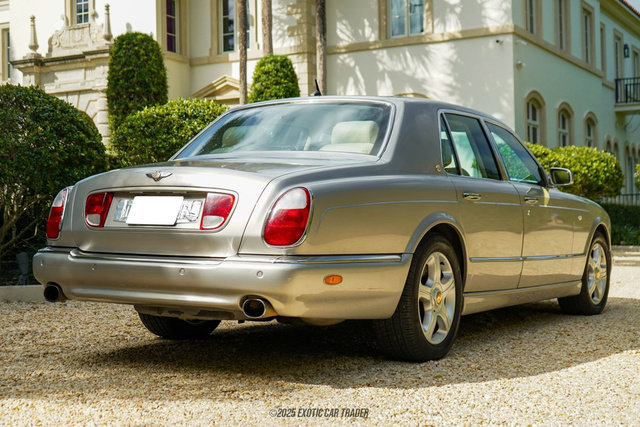 Used 2003 Bentley Arnage R RWD image 8
