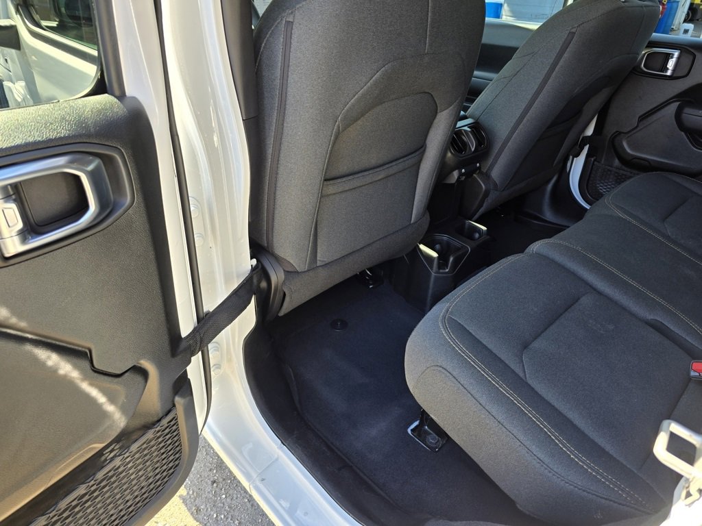 Used 2024 Jeep Wrangler Sport S image 26