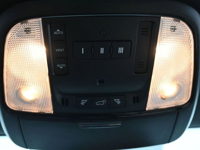 Used 2022 Dodge Durango GT image 25