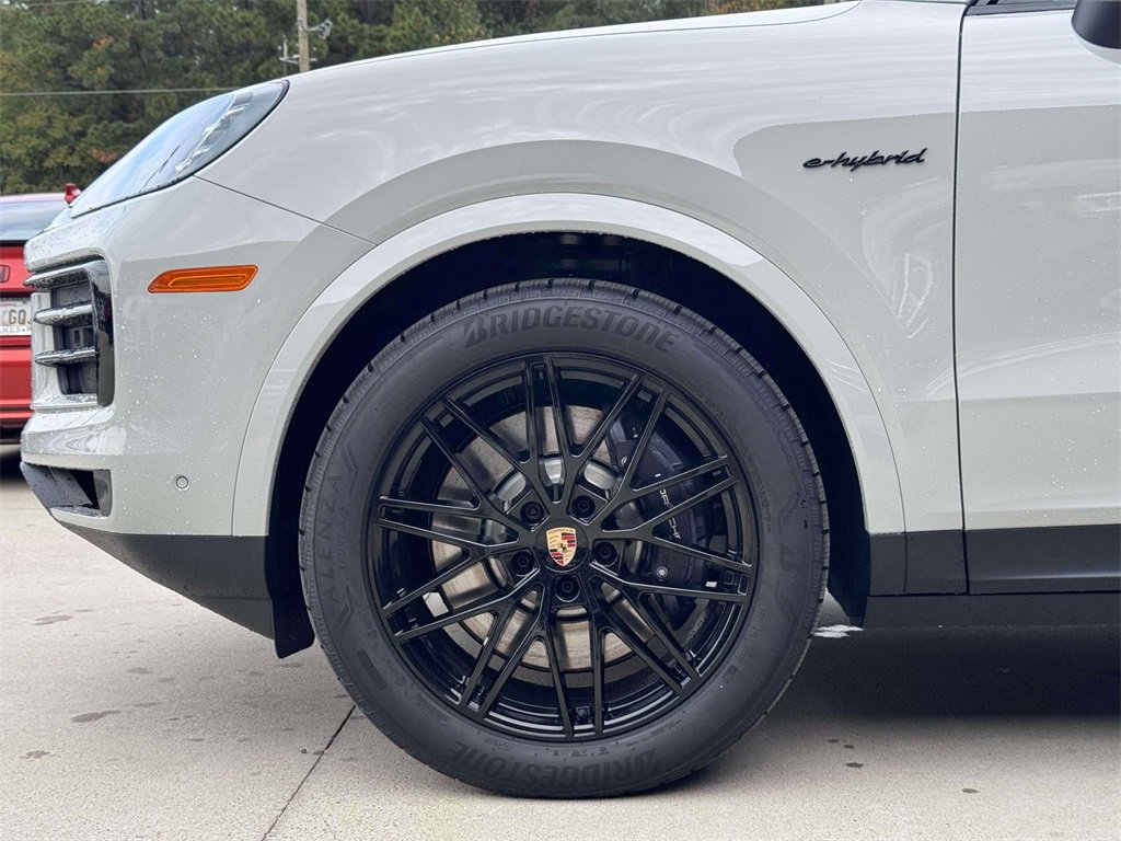 New 2026 Porsche Cayenne E-Hybrid Coupe image 11