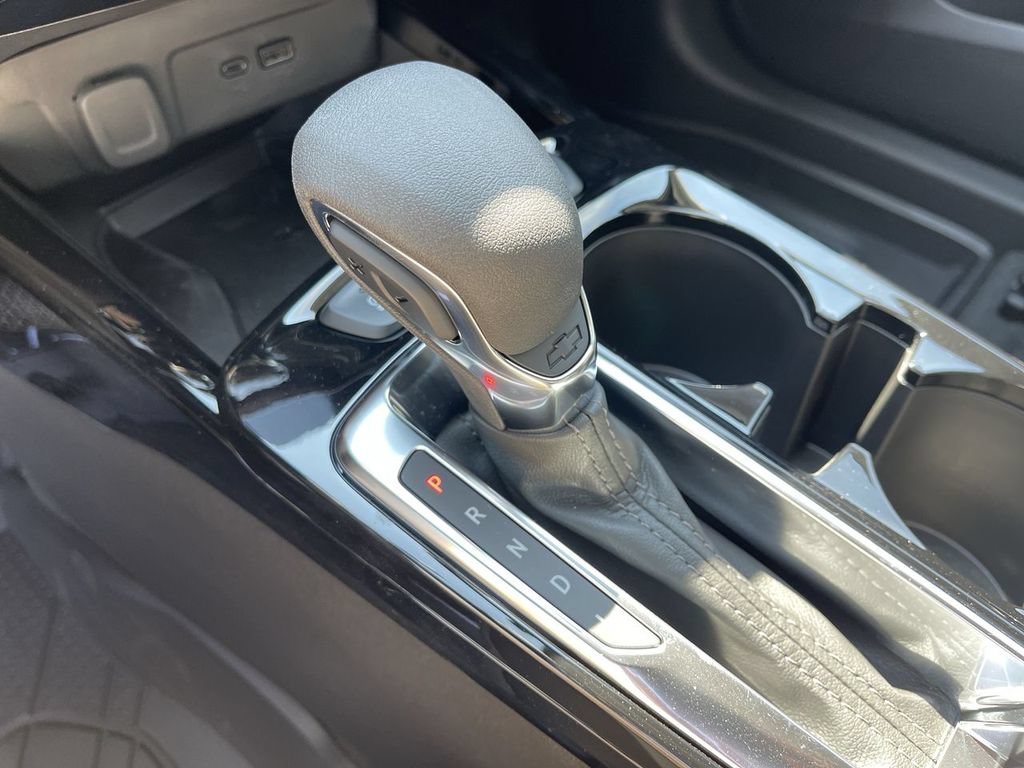 New 2026 Chevrolet Trax ACTIV w/ Sunroof Package FWD image 19