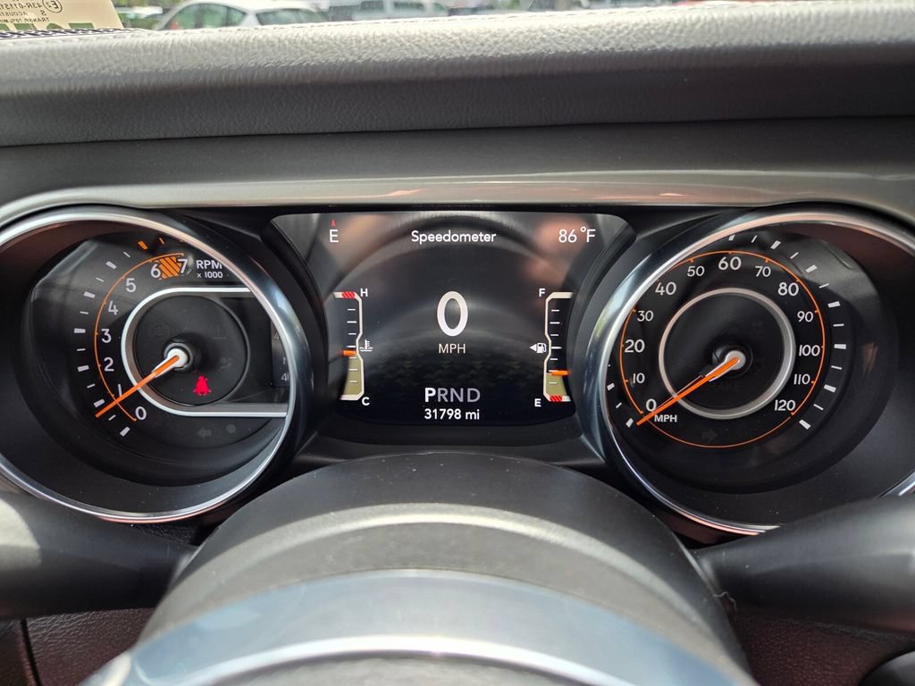 Certified 2022 Jeep Wrangler Unlimited Sahara AWD/4WD image 27