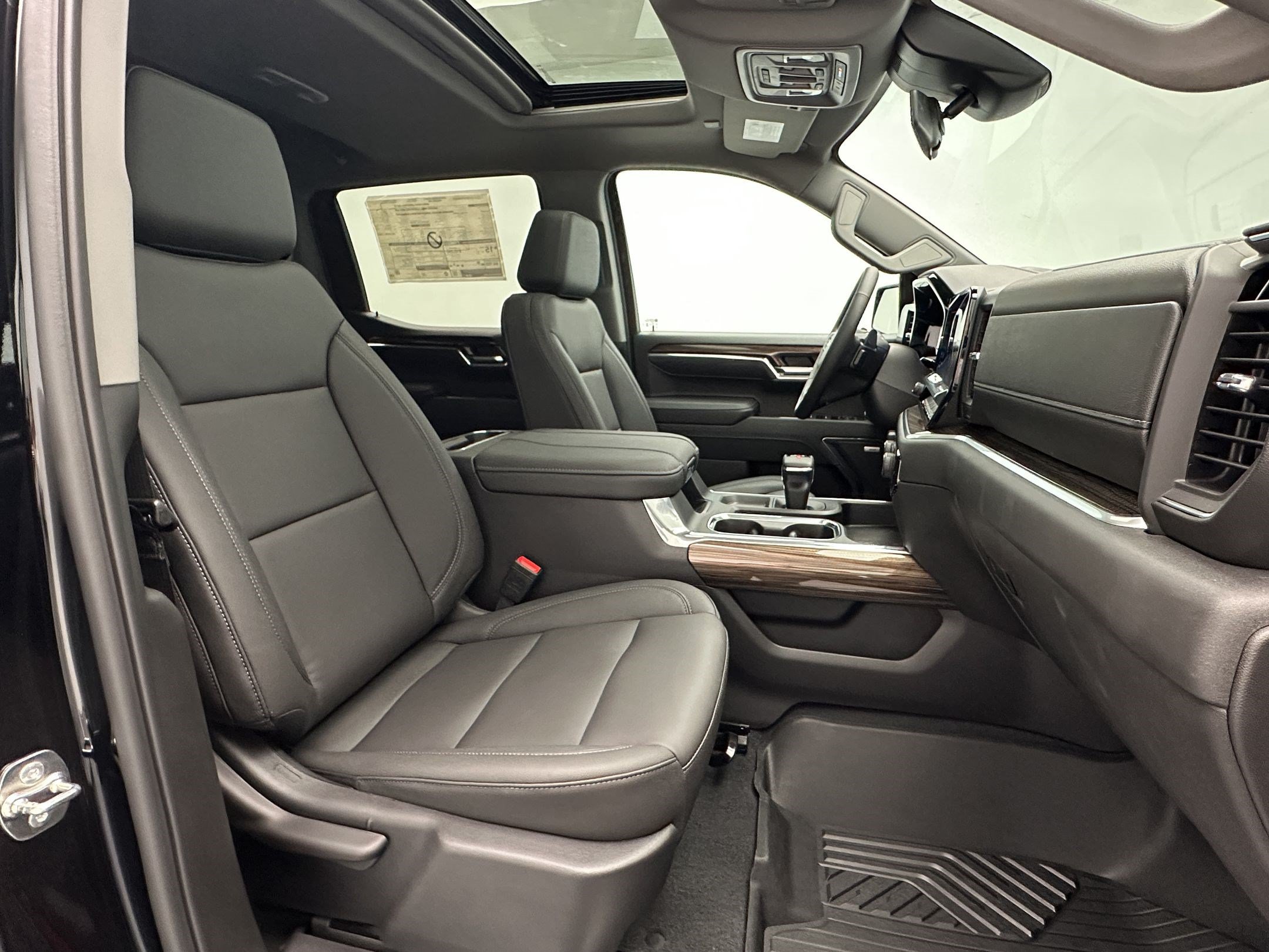 New 2026 Chevrolet Silverado 1500 LT Trail Boss w/ LT Trail Boss Premium Package AWD/4WD image 26