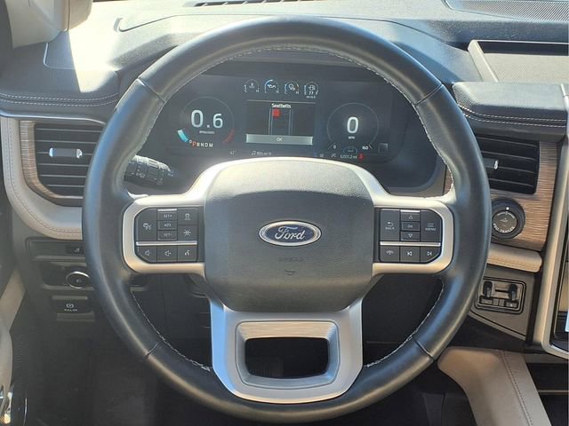 Used 2023 Ford Expedition Limited AWD/4WD image 31
