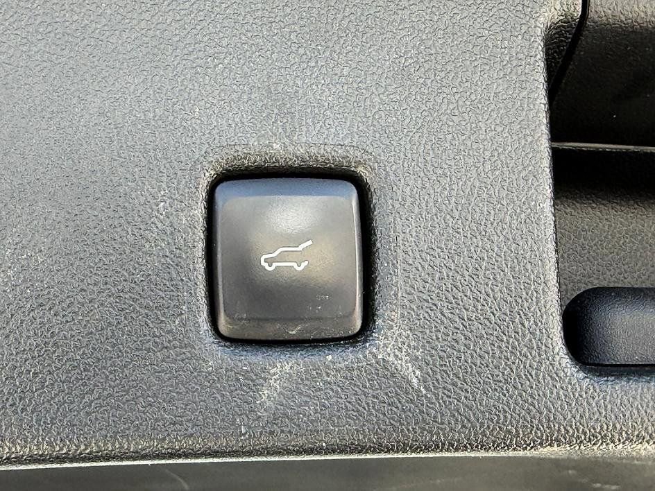Certified 2024 Ford Escape ST-Line AWD/4WD image 17