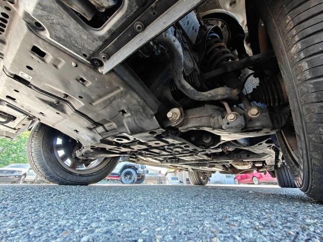 Used 2018 Lexus LX 570 4WD image 70