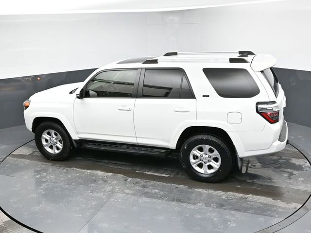 Used 2021 Toyota 4Runner SR5 Premium w/ Moonroof Package image 32