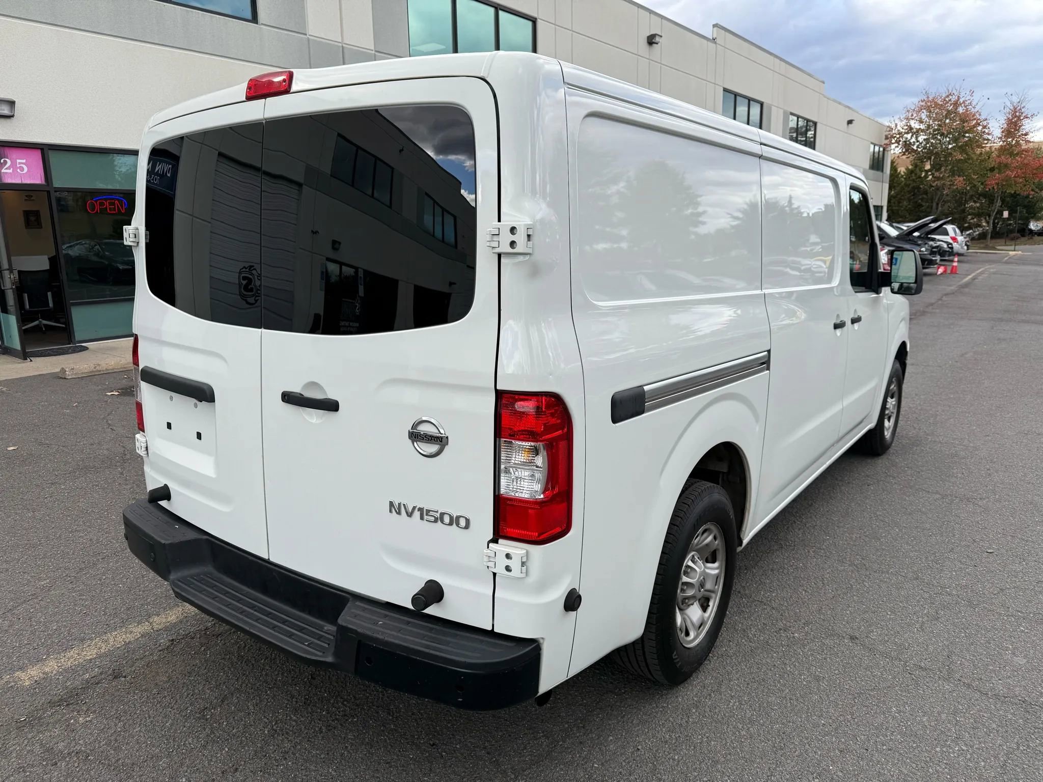 Used 2019 Nissan NV 1500 SV w/ Navigation Package image 4