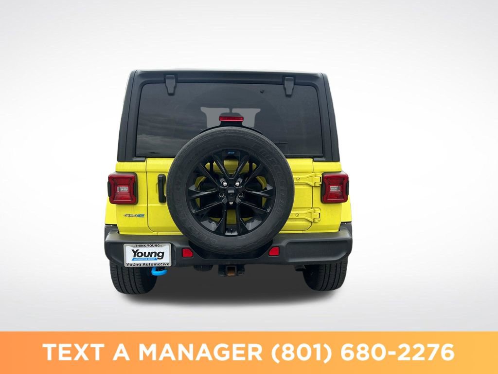 Used 2022 Jeep Wrangler Unlimited Sahara w/ Cold Weather Group AWD/4WD image 4