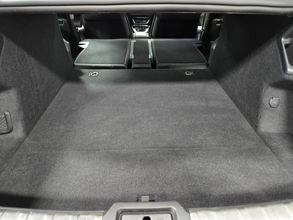 Used 2022 Audi e-tron GT Premium Plus image 44