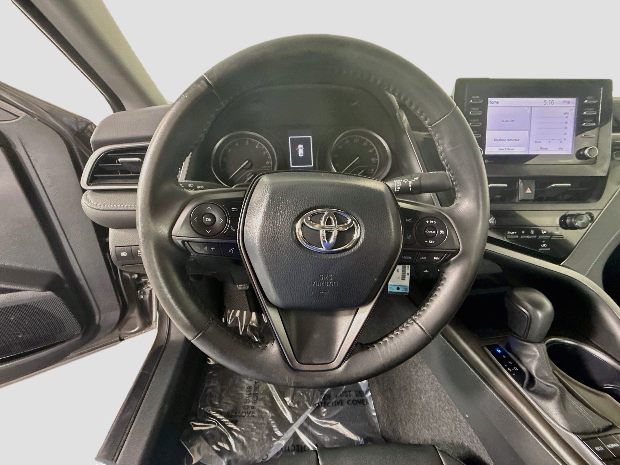 Used 2024 Toyota Camry SE FWD image 13