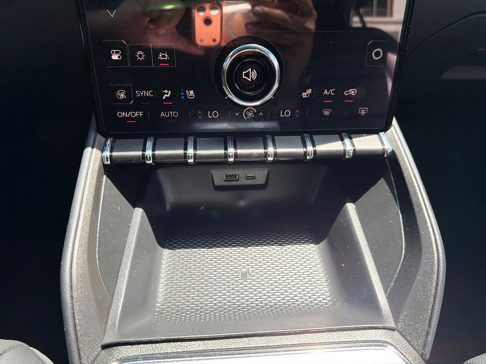 Used 2025 GMC Terrain Elevation w/ Elevation Premium Package AWD/4WD image 22