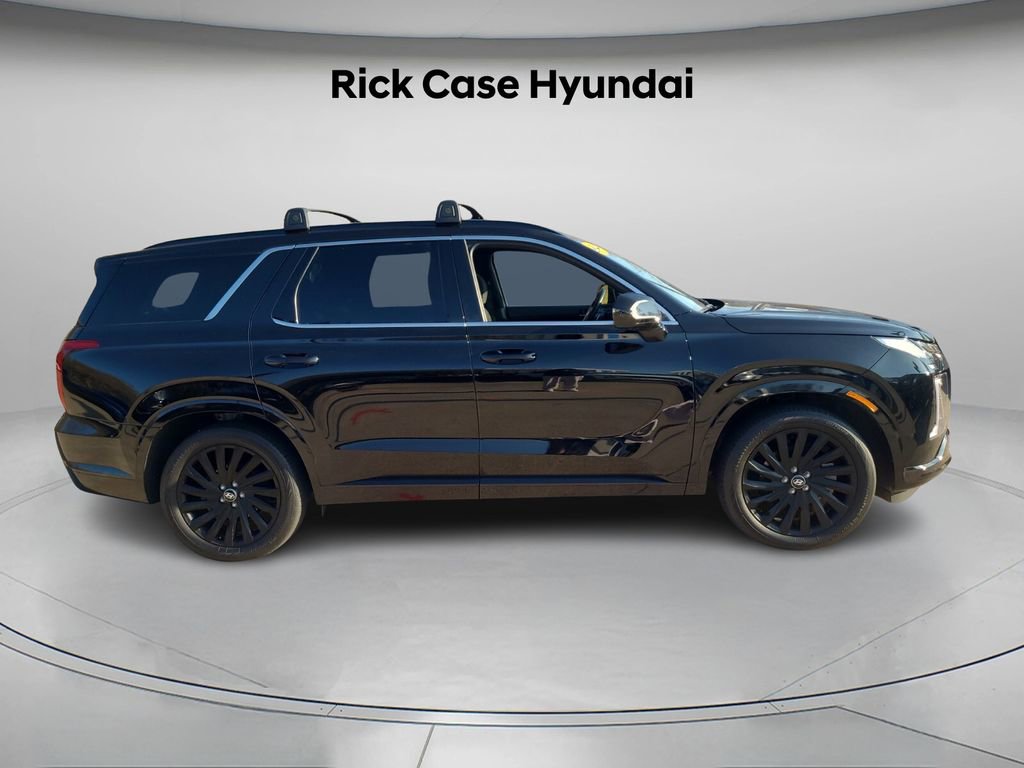 Used 2024 Hyundai Palisade Calligraphy image 4
