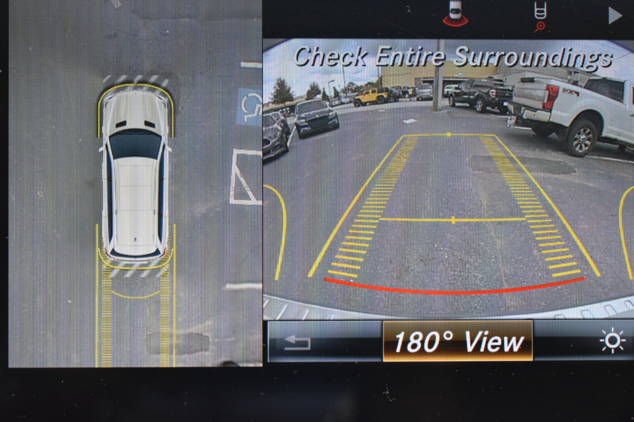 Used 2018 Mercedes-Benz GLS 450 4MATIC w/ Premium Package image 22