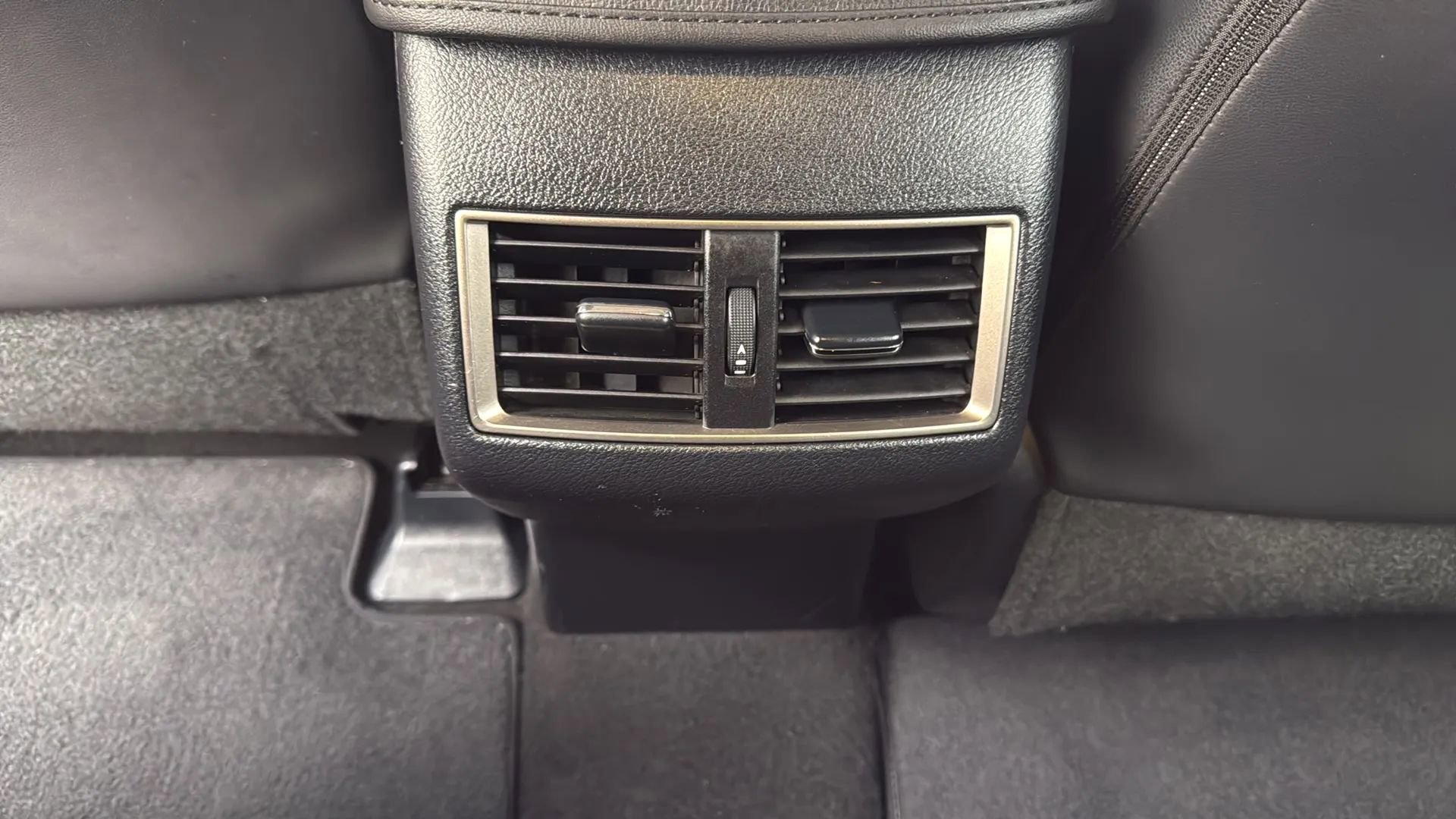 Used 2015 Lexus NX 200t AWD w/ Premium Package image 29