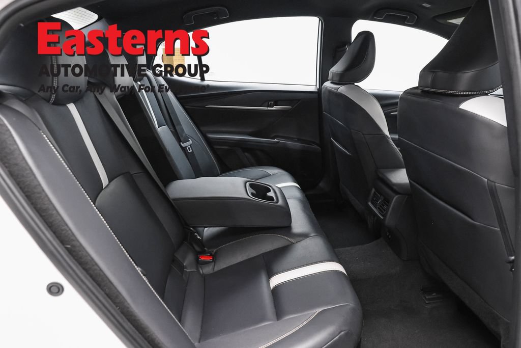 Used 2025 Toyota Camry SE FWD image 22