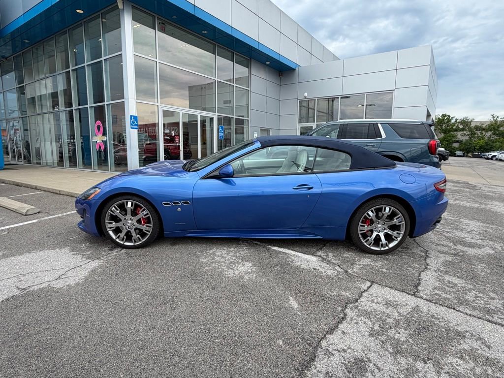 Used 2015 Maserati GranTurismo Sport RWD image 3