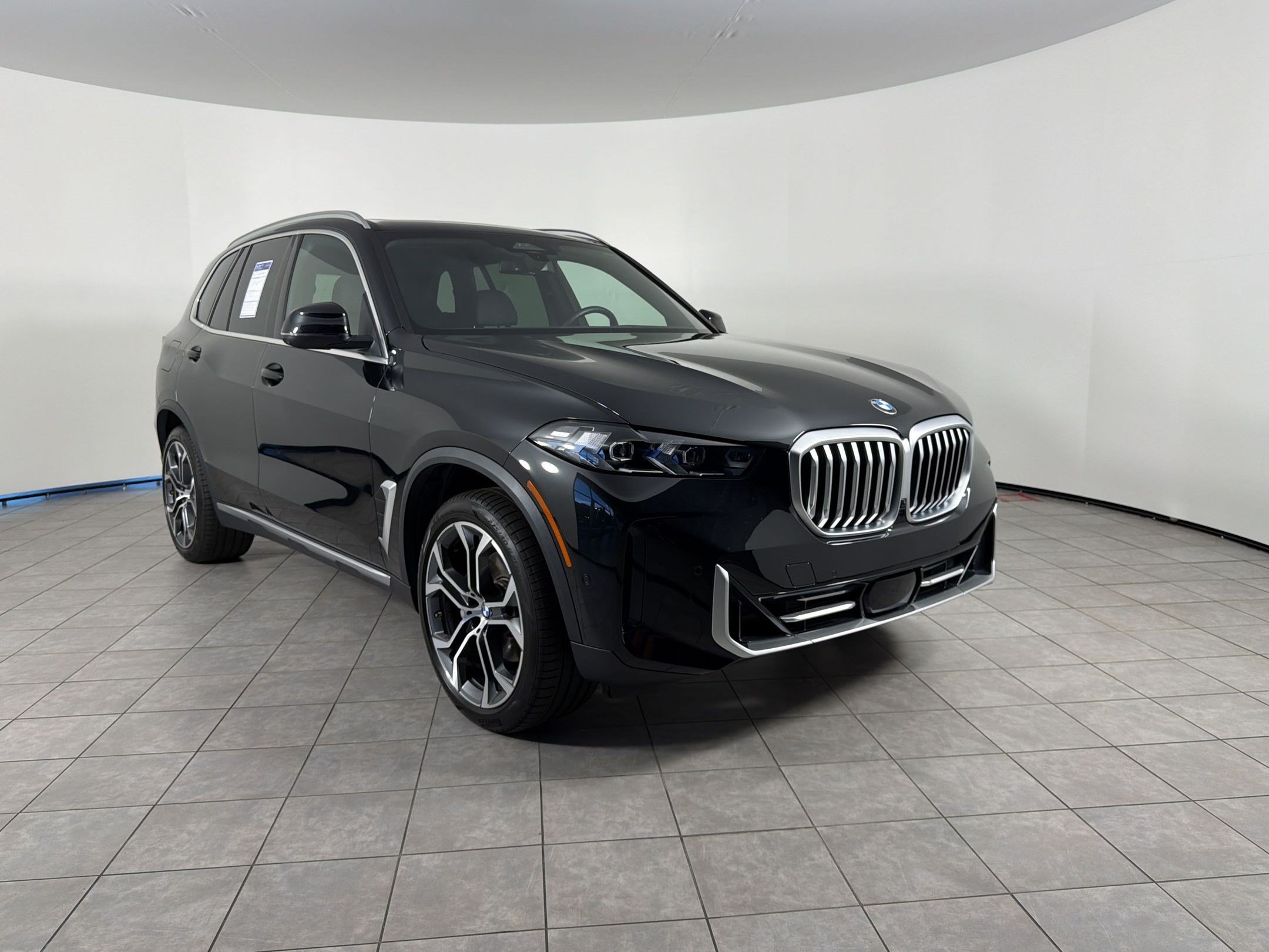 Certified 2026 BMW X5 xDrive40i AWD/4WD image 7