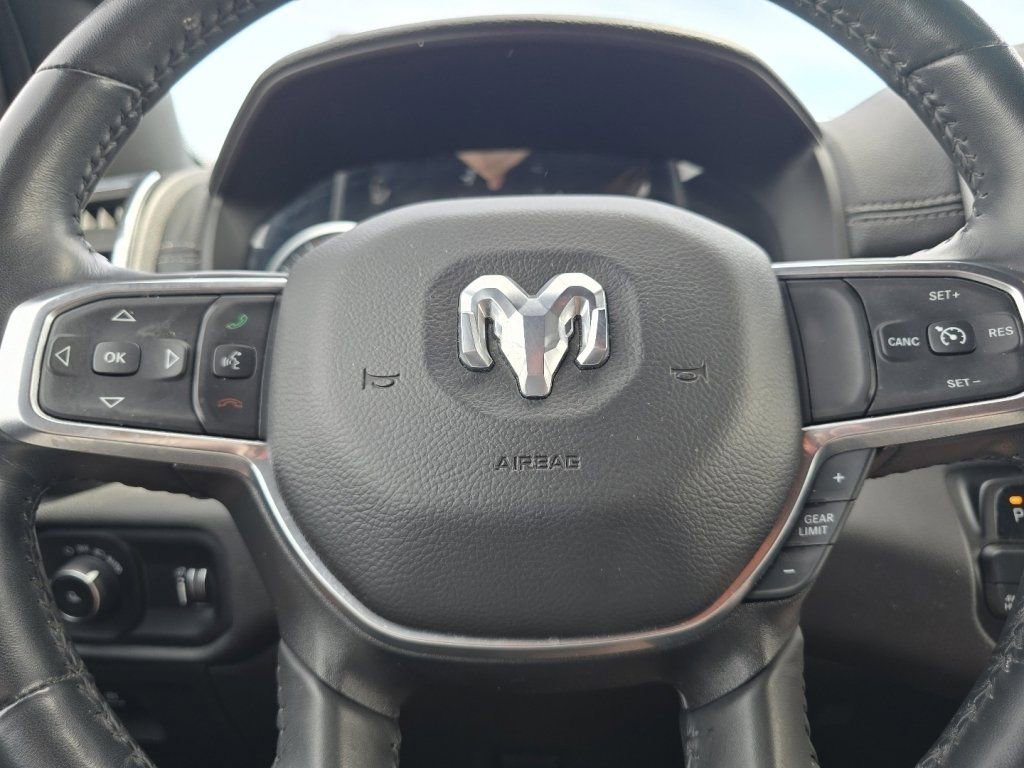 Used 2024 RAM 1500 Laramie AWD/4WD image 31